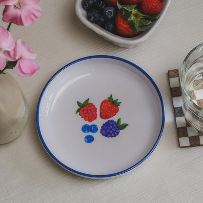 Berries snack bowl (15g of carbs)